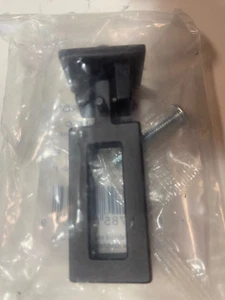 7 Brainerd P44997W-FB-C 1" Geometric Bend Knob Matte Black Door - Cabinet Pulls - Picture 1 of 4