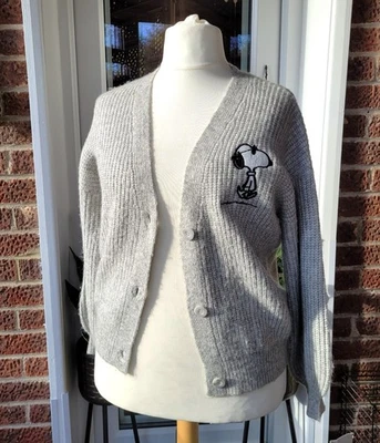 Snoopy Peanuts Cartoon Character Soft Fluffy Light Grey Buttoned Cardigan UK 14 - Image 1 of 4