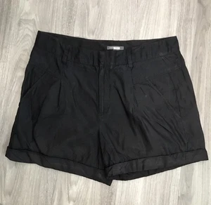 Vince Womens Shorts 10 Black Linen Cotton Pockets Cuffed Hem Preppy - Picture 1 of 7