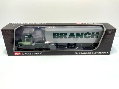 Líneas de camiones sucursales Ford LT-9000 de la vieja escuela con remolque de 40’ DCP primera marcha 60-1281 Foto 1 de 4