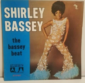 Shirley Bassey the bassey beat LP SRA250.006 - Foto 1 di 6