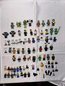 78 Lego Mini Figuren plus Extras - Bild 1 von 16