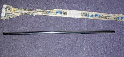 AMC HORNET 1970-1972 MOLDURA TRASERA NUEVO DAÑADO Foto 1 de 2