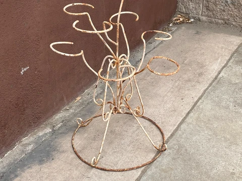 Antique Victorian Wrought Twisted Iron garden Planter Plant stand Cover