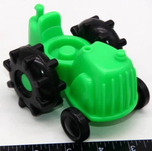 Vintage 1995 Fisher Price Little People Green Farm Tractor Vehicle - Picture 1 of 6