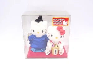 Par de juguetes de peluche Hello Kitty Daniel limitado sacerdote Omikuji muñeca de peluche de Japón - Imagen 1 de 20