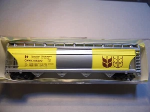 N - Model Power 3489 - 55' Cylindrical Hopper, Govt of Canada LN w/M-M cpl - Picture 1 of 2