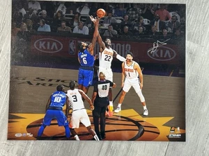 DEANDRE AYTON Signed Phoenix Suns 16" x 20" "Tip Off" Photograph STEINER LE 50 - Picture 1 of 2