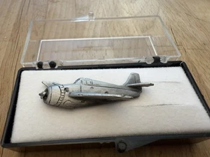 Pin de peltre Bearcat F8F Wildcat F4F avión de la Segunda Guerra Mundial - Imagen 1 de 3