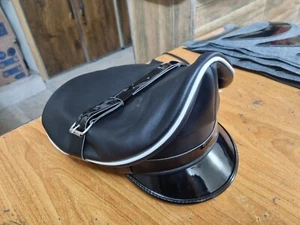 Gorra de cuero negro real a tira roja ejército Muir motociclista pico gay bluf - Imagen 1 de 8