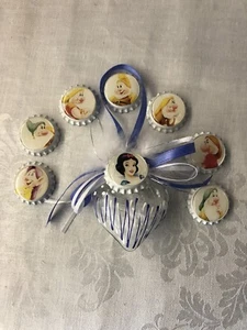 Snow White Ornament And The 7 Dewars Bottle Cap Magnets New Christmas Birthday - Picture 1 of 3