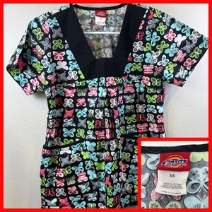 Dickies XS Black Double Pocket Scrub Top With Butterflies - Picture 1 of 4