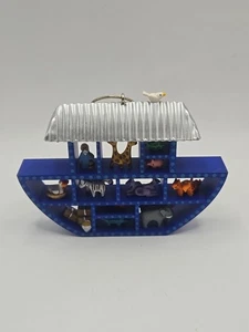 New 2010 Hallmark Noah's Ark Shadow Box Dove Zebra Turtle Pig Giraffe Ornament - Picture 1 of 2