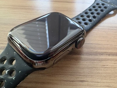 Apple Watch Series 9 41mm Edelstahl Cellular mit Nike Sportarmband - Bild 1 von 4