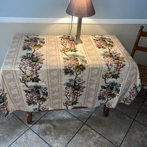 Tovaglia cotone ottime condizioni uva foglie rami su sfondo beige 52 x 53 - Foto 1 di 4