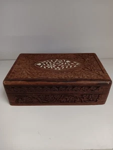 Handgeschnitzte Vintage Holz Aufbewahrung Schmuckkästchen mit Intarsien 8" lang - Bild 1 von 7