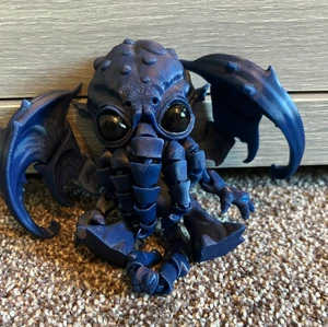 3D-gedruckte artikulierte Cryptid Cthulhu Tierfigur (blau, 5-6" Zoll groß) - Bild 1 von 5