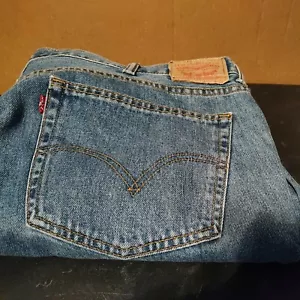 Levis 560 Comfort Fit Size Tag 46W x 32L measures 47Wx31.5L - Picture 1 of 9