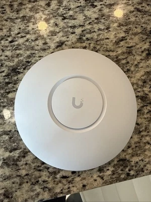 Punto de acceso inalámbrico Ubiquiti UniFi U6 Pro 4,8 Gbps Wi-Fi PoE - Blanco Foto 1 de 2
