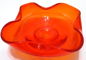 Vintage Lefton Glass Dish Bowl Hand Crafted Folded Edges Orange Japan 5 5/8" - Picture 1 of 5