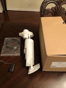2007 Dodge Caravan Sxt 3.3L Fuel Pump Assembly - Picture 1 of 3