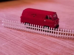 N Gauge Picket Fencing 24 Pieces White 1/148 Scale - Picture 1 of 3