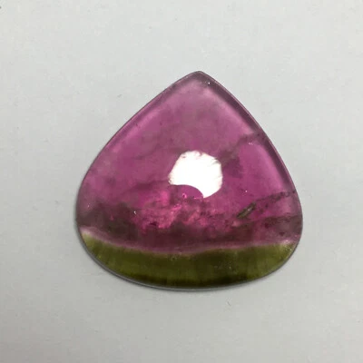 Beautiful bi color tourmaline cabochon gemstone natural heart 17.70 carat - Image 1 of 4