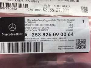 NEU OE Mercedes GLC-Klasse X253/C253 Rücklichtdichtung links innen A253826090064 - Bild 1 von 3