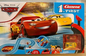 Disney Pixar Cars Carrera FIRST Rennbahn Set, Lightning McQueen vs. Cruz Ramirez - Bild 1 von 1
