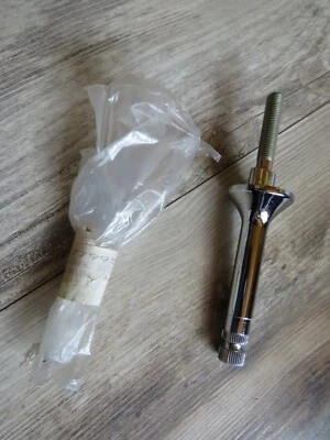 NEW Kawasaki Blinker Stem H1 H2 Z 1000 750 900 S1 S2 S3 68-77995 OM21 - Image 1 of 4