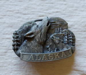 VINTAGE Alaska Wolf Belt Buckle Wilderness 1985 Cabin Great American Buckle Co - Picture 1 of 8