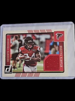 2016 Donruss Threads Devonta Freeman #17 Patch  - Image 1 of 2