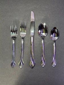 Oneida USA Flatware Tribeca Stainless Steel Brushed Lot Of 4 Choice - Picture 1 of 11