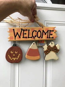 VTG Eerie Alley Wooden Halloween Sign Welcome Ghost Pumpkin Candy Corn NOS - Picture 1 of 10