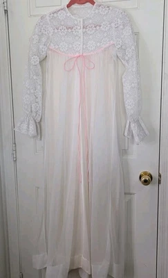 VTG Le Voys Night Gown Sheer Robe Peignoir Set Small Petite White Lace Wedding - Image 1 of 4