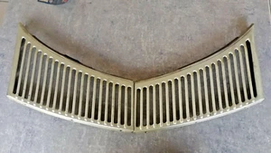 Mercedes Benz R107 SL Motorhaube Lufteinlassgitter Lüftungsgitter Rauchsilber - Bild 1 von 6