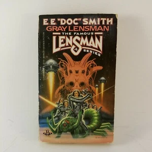 Gray Lensman, E.E. Doc Smith, sci-fi PB series 4 "Space Duel to Death" Berkley - Picture 1 of 8