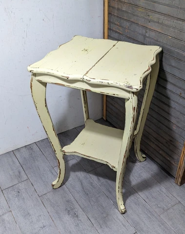 Antique Shabby Chic Chippy Painted Wood French Provincial 2-Tier Table Cover