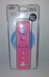 Nintendo Wii Controller Sleeve (Pink) - Picture 1 of 2