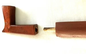 Tubo de catlinita o pipa con vástago de madera - Imagen 1 de 7