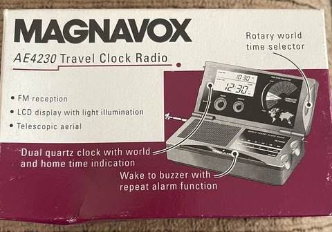 Magnavox : AE 4230 World Travel Alarm Clock : FM Radio : LCD Display. Vintage Cover