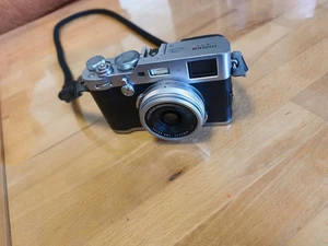 Fujifilm X100F📸 (silber) Kamera - Bild 1 von 6