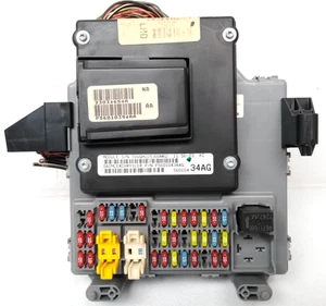 56010434AG Jeep 2004 Liberty Body Control Module BCM Fuse Box Interior Cabin O38 - Picture 1 of 12