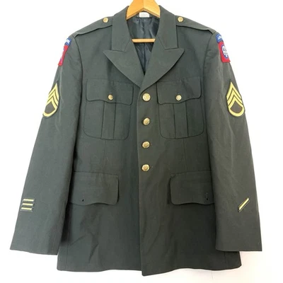 US Army Airborne Men’s Green Button Up Dress Coat Size 41S DSCP By Uniart Corp. - Image 1 of 4