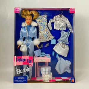 🌟Barbie Doll Fashion Fun Gift Set Edizione Speciale 1999 Mattel 24148 con abiti - Foto 1 di 7