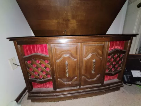 antique furniture*Antique 8 track/raido/record player console Cover