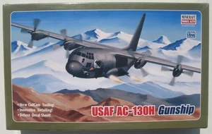 MINICRAFT 14537 Lockheed USAF AC-130H GUNSHIP 1:144 Flugzeug Bausatz Model Kit - Picture 1 of 4