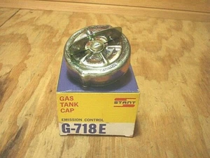1975 1976 Plymouth Gran Fury Road Runner Satellite gas cap Stant G-718E NOS! - Foto 1 di 2