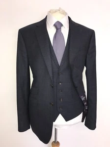 TED BAKER - Slim Fit 3 PIECE NAVY Checked WOOL SUIT - 42 Reg - W34 L30 -GORGEOUS - Picture 1 of 17