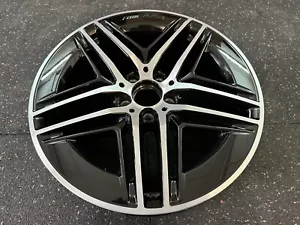 1x original Mercedes V Klasse W447 AMG 19 Zoll Felge A4474018000 7X23 8x19 ET52 - Bild 1 von 9